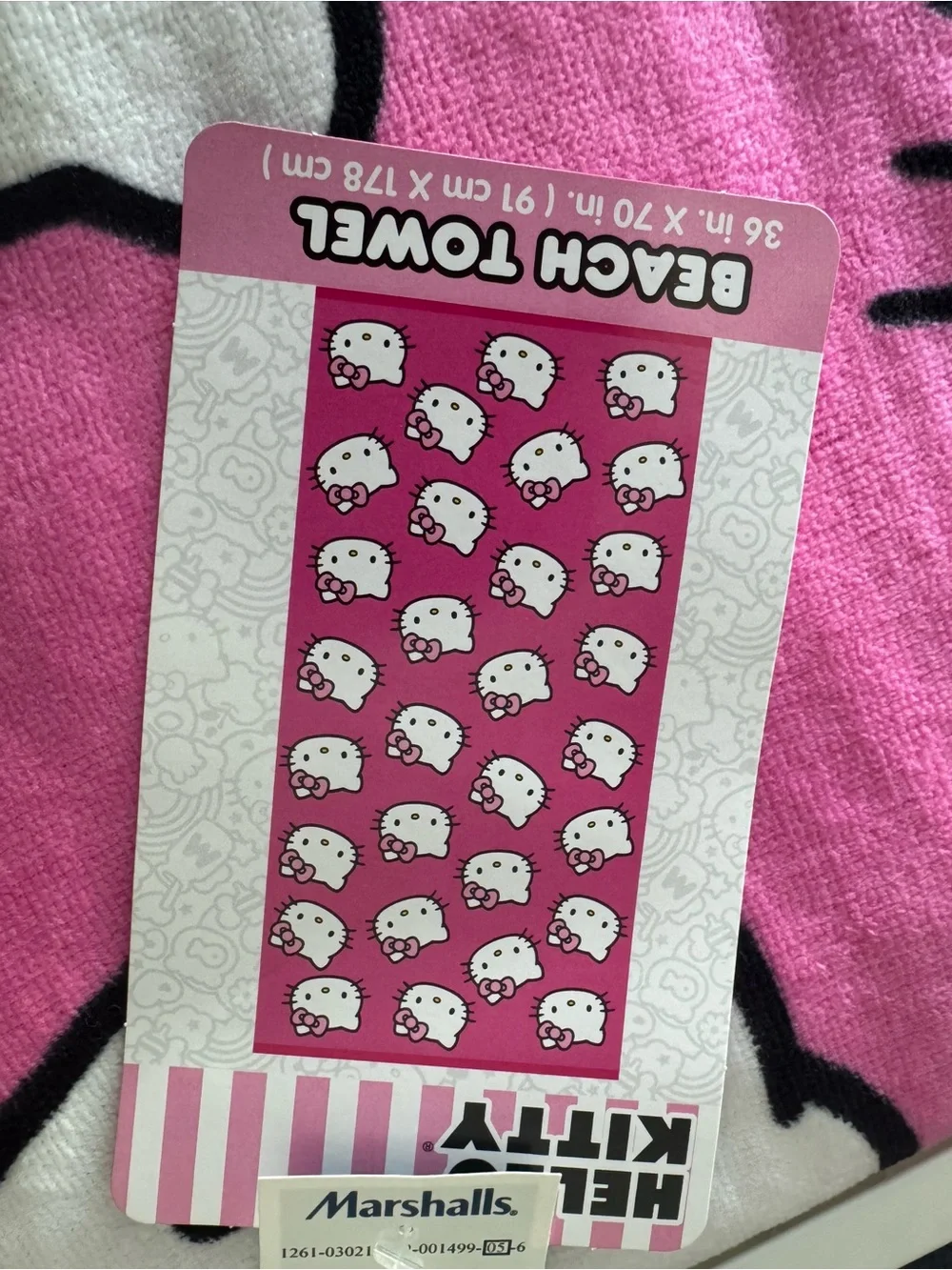 New HELLO KITTY pink towel